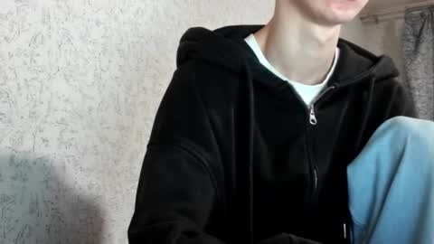 Snapshot of kevinsupershy chatting on July 4, 2026, 11:33 pm kevinsupershy online show from July 4, 2026, 11:33 pm