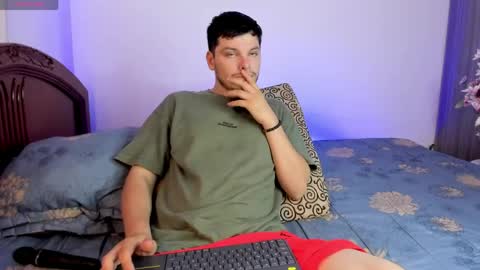 kevin and ottis online show from April 1, 2026, 6:49 pm