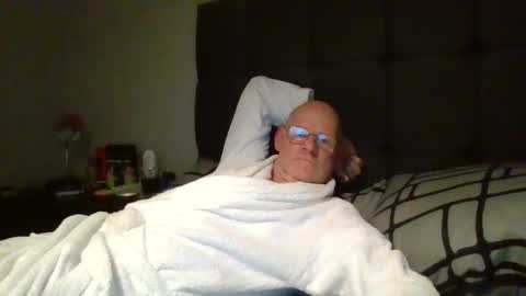 Snapshot of kevlooking4sez chatting on March 9, 2025, 12:10 am kevlooking4sez online show from March 9, 2025, 12:10 am