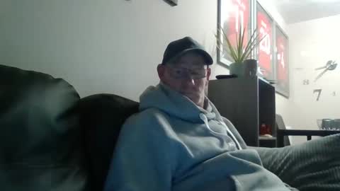 Snapshot of kevlooking4sez chatting on September 23, 2025, 7:39 pm kevlooking4sez online show from September 23, 2025, 7:39 pm