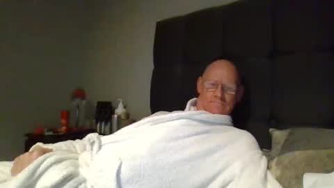 Snapshot of kevlooking4sez chatting on October 3, 2025, 10:29 pm kevlooking4sez online show from October 3, 2025, 10:29 pm