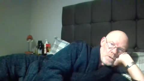 Snapshot of kevlooking4sez chatting on November 6, 2025, 12:22 am kevlooking4sez online show from November 6, 2025, 12:22 am