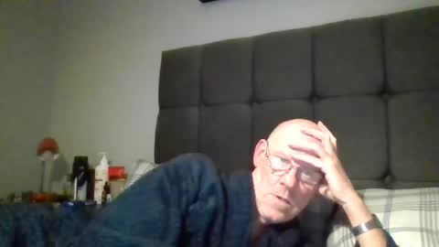 Snapshot of kevlooking4sez chatting on November 14, 2025, 12:09 am kevlooking4sez online show from November 14, 2025, 12:09 am