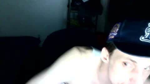 Snapshot of kevmtl8pc chatting on February 4, 2026, 6:19 am kevmtl8pc online show from February 4, 2026, 6:19 am