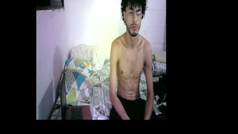 kevvluna05 online show from March 10, 2025, 3:34 am