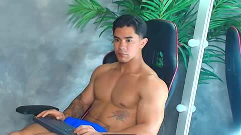 Snapshot of key_will1 chatting on July 12, 2026, 4:53 pm Keywill online show from July 12, 2026, 4:53 pm