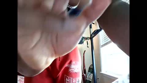 Snapshot of keybump323 chatting on December 21, 2025, 4:03 pm Keybump online show from December 21, 2025, 4:03 pm