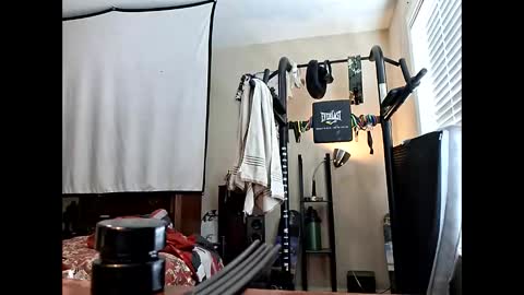 Snapshot of keybump323 chatting on February 20, 2026, 7:47 pm Keybump online show from February 20, 2026, 7:47 pm