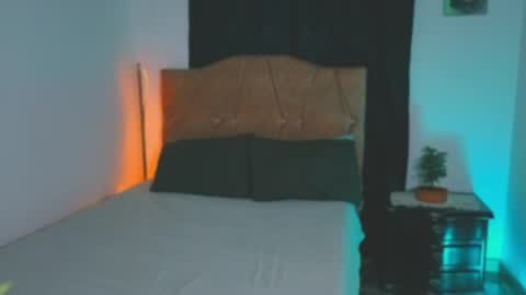 Snapshot of keyla_roberts_ chatting on April 28, 2026, 10:59 pm Adhara. Help me reach 100 likes online show from April 28, 2026, 10:59 pm