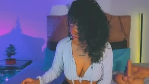Snapshot of keyla_roberts_ chatting on May 7, 2026, 10:20 am Adhara. Help me reach 100 likes online show from May 7, 2026, 10:20 am