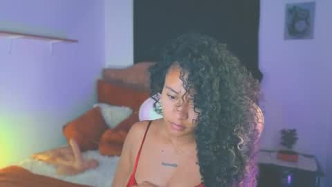 Snapshot of keyla_roberts_ chatting on June 7, 2026, 8:07 am Adhara. Help me reach 100 likes online show from June 7, 2026, 8:07 am
