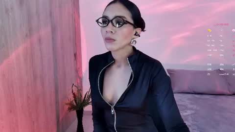 Snapshot of keylamiller1 chatting on June 23, 2026, 12:47 pm Keyla online show from June 23, 2026, 12:47 pm