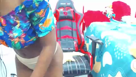 Snapshot of keyra_dainty chatting on January 25, 2025, 1:52 pm Sandy Saenz online show from January 25, 2025, 1:52 pm