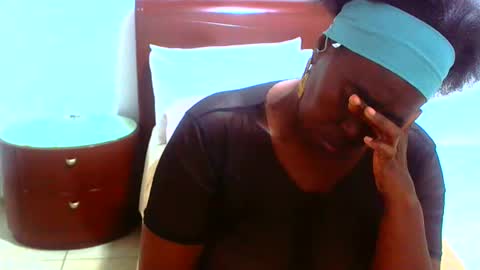 keysenbarxx19 online show from April 22, 2026, 2:47 am
