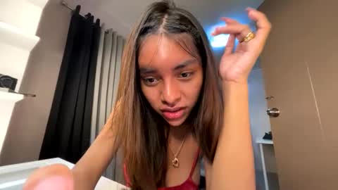 keziakinlley online show from November 24, 2025, 2:00 am