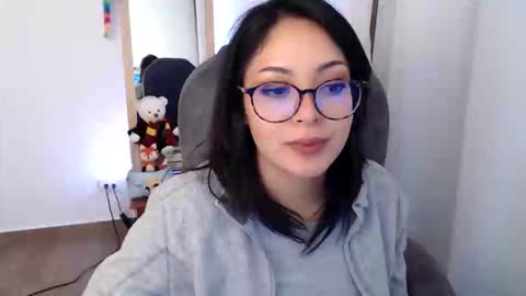 Liss online show from December 15, 2025, 12:26 am