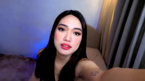 Snapshot of khaleesi_sonrisa chatting on April 22, 2026, 6:53 pm sonrisa online show from April 22, 2026, 6:53 pm