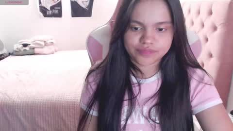 khaterin_26 online show from November 21, 2025, 3:27 am