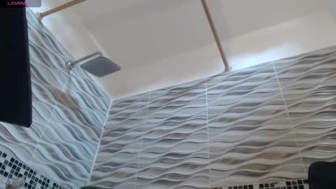 khloe33 online show from February 8, 2026, 3:48 pm