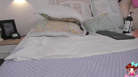 Khloe Cute online show from December 24, 2024, 11:44 pm