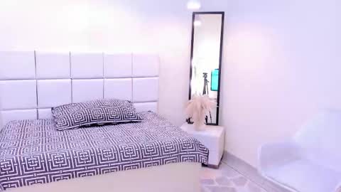 Khloe online show from January 6, 2026, 1:26 pm