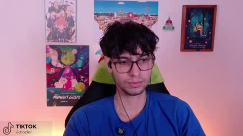 Snapshot of khozler_ chatting on April 24, 2026, 3:53 am khozler_ online show from April 24, 2026, 3:53 am