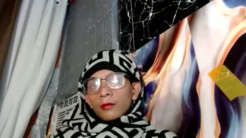 kiana online show from March 31, 2026, 1:22 pm