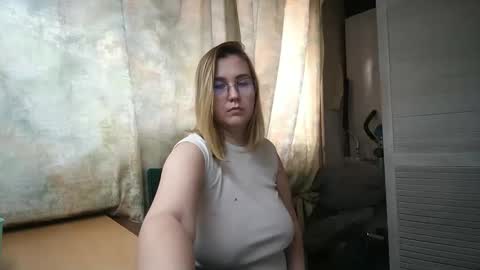 Snapshot of kianna_dior_ chatting on February 5, 2025, 1:00 pm kianna_dior_ online show from February 5, 2025, 1:00 pm