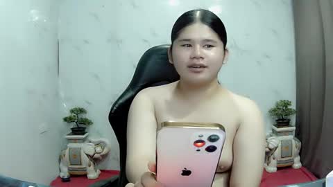 Snapshot of kianna_schmitz chatting on February 12, 2025, 2:43 pm Your SweetGirl Ts online show from February 12, 2025, 2:43 pm