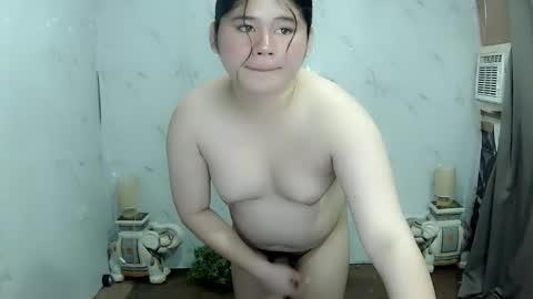 Snapshot of kianna_schmitz chatting on February 15, 2025, 3:17 pm Your SweetGirl Ts online show from February 15, 2025, 3:17 pm