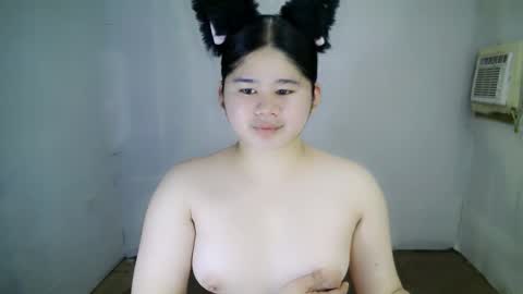 Snapshot of kianna_schmitz chatting on March 1, 2025, 10:13 am Your SweetGirl Ts online show from March 1, 2025, 10:13 am