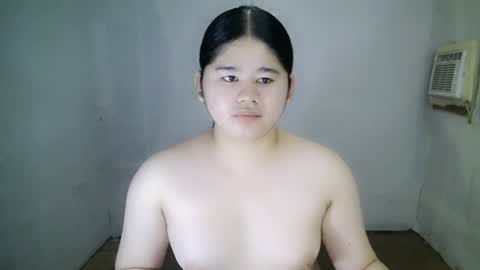 Snapshot of kianna_schmitz chatting on March 10, 2025, 11:53 am Your SweetGirl Ts online show from March 10, 2025, 11:53 am