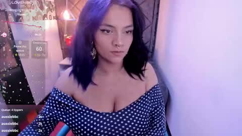 Snapshot of kiara_cruz__ chatting on November 15, 2025, 9:00 pm kiara Cruz online show from November 15, 2025, 9:00 pm