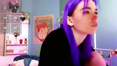 Snapshot of kiara_dream chatting on November 11, 2025, 9:26 pm Kira online show from November 11, 2025, 9:26 pm