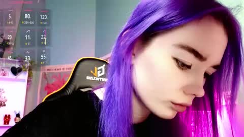 Snapshot of kiara_dream chatting on November 17, 2025, 9:09 pm Kira online show from November 17, 2025, 9:09 pm