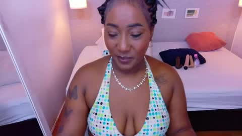 Kiara online show from May 16, 2026, 10:41 pm