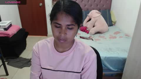 Kiara online show from September 15, 2025, 6:30 pm