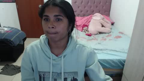 Kiara online show from October 25, 2025, 3:03 am