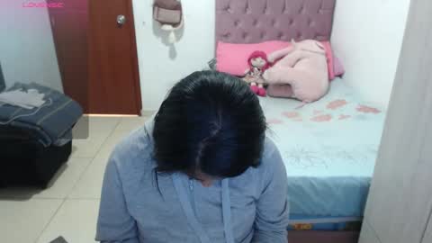 Kiara online show from November 19, 2025, 6:41 pm