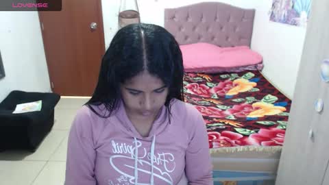 Kiara online show from December 19, 2025, 7:10 pm