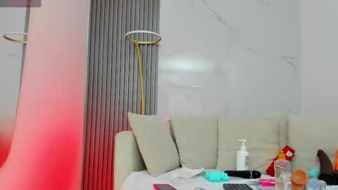 Snapshot of kiaratentation chatting on October 22, 2025, 7:35 pm kiaratentation online show from October 22, 2025, 7:35 pm