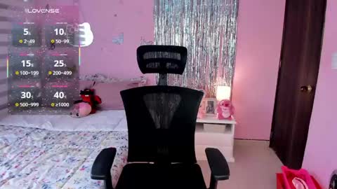 Snapshot of kiarielle chatting on June 9, 2026, 8:31 pm Kiarielle online show from June 9, 2026, 8:31 pm