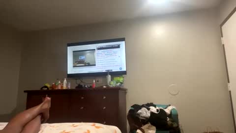 HunneysPlayRoom online show from October 27, 2025, 1:04 pm