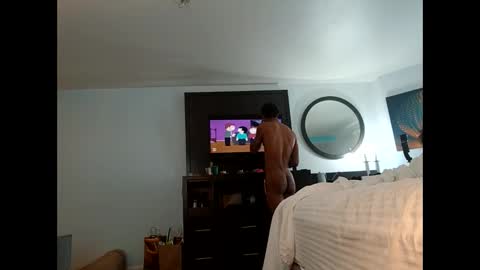 HunneysPlayRoom online show from January 6, 2026, 8:12 pm