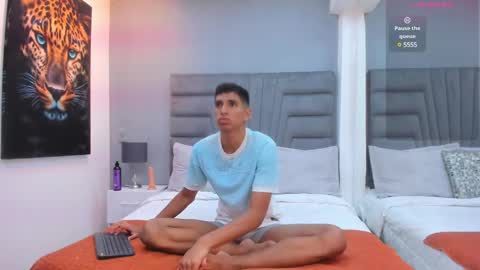 Kieran Derek online show from December 23, 2024, 3:40 am