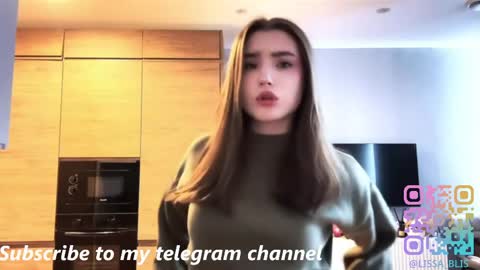 Ola my name is Lissa  Lets hit 10 Thumbs Up together   online show from April 11, 2026, 12:09 pm