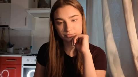 Ola my name is Lissa  Lets hit 10 Thumbs Up together   online show from May 30, 2026, 2:25 pm