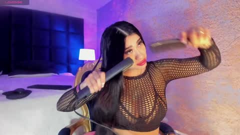 Snapshot of kiim_taaylor chatting on December 3, 2024, 11:44 am Kim online show from December 3, 2024, 11:44 am