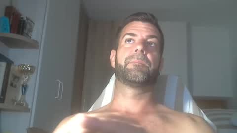 HotMachine online show from September 21, 2025, 3:30 am