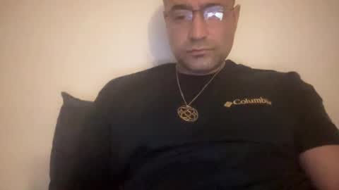 Snapshot of kikelst13 chatting on December 1, 2025, 6:51 am kikelst13 online show from December 1, 2025, 6:51 am